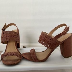 Mauve sandal heel